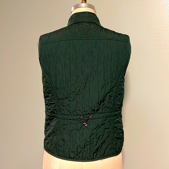 Vest - Picture 3 of 4